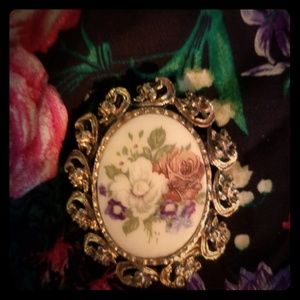 Vintage Victorian Brooch floral